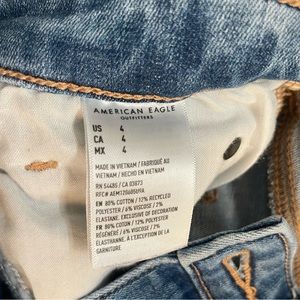 Women’s American Eagle Jean Shorts Size 4